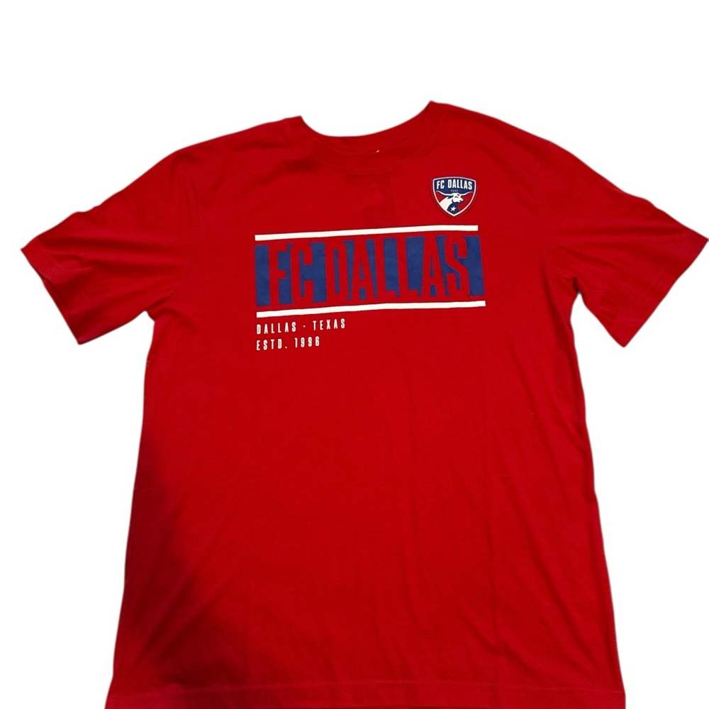 FC Dallas MLS Soccer T-Shirt Men’s Large Red Graphic Tee Official MLS NWT